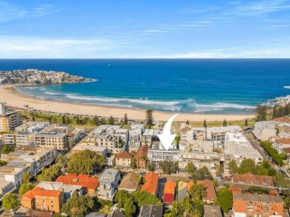 Relaxed 1BR Apartment with Courtyard in Bondi